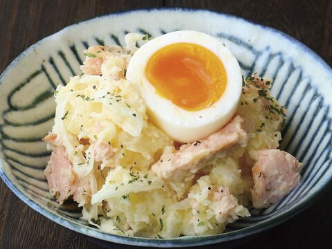 秋鮭のポテトサラダ